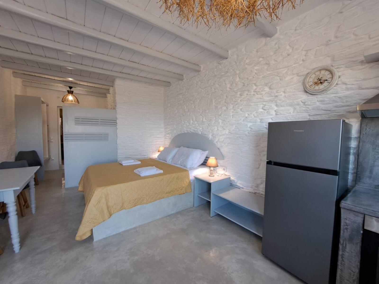 Richie'S Sea View Romantic Residences Ipsila Exteriér fotografie