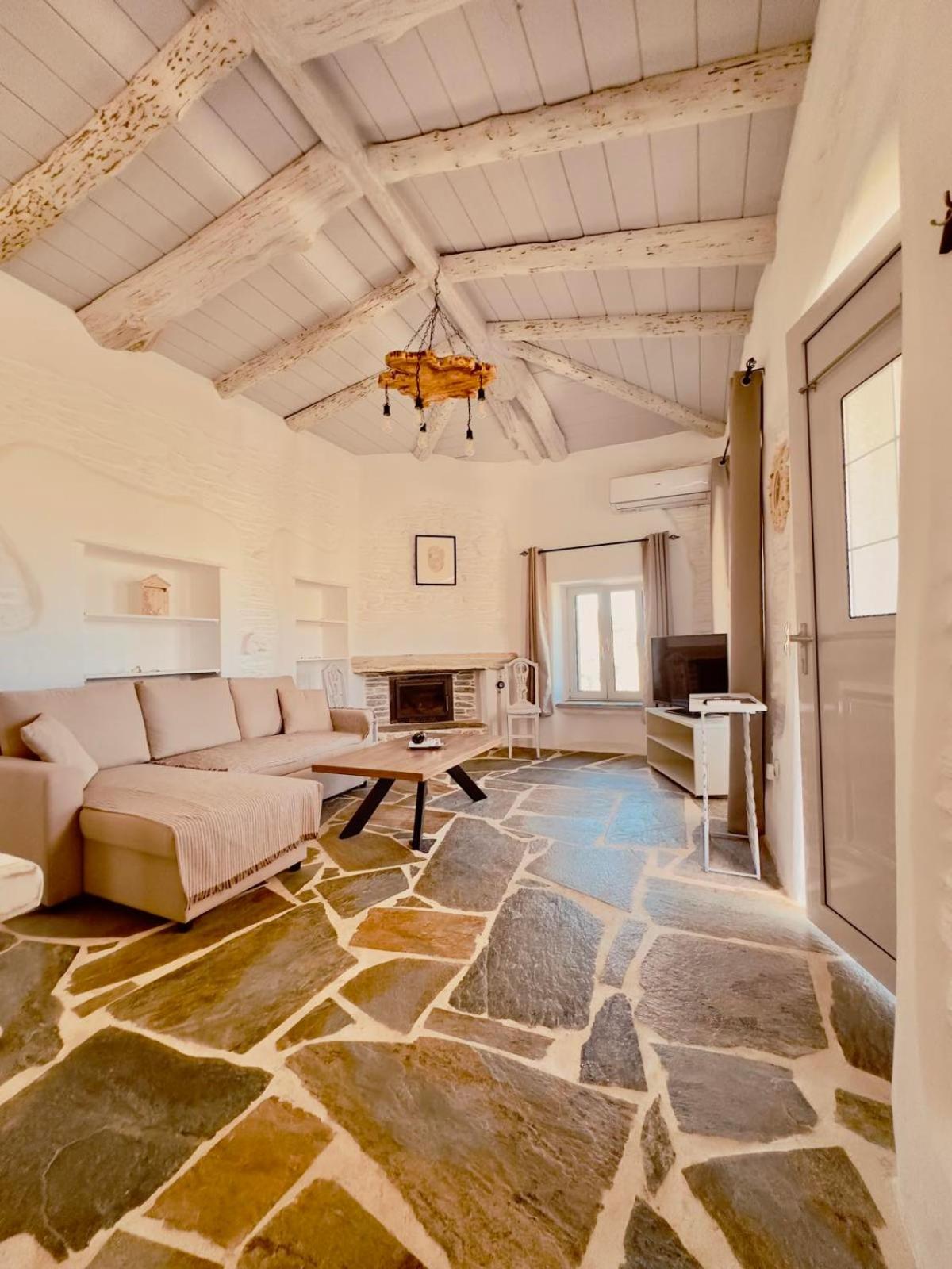 Richie'S Sea View Romantic Residences Ipsila Exteriér fotografie